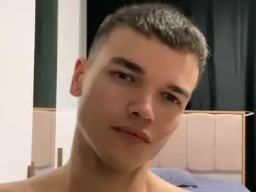 Chaturbate Live Sex Cam of shycuttwunkboy