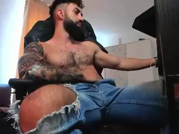 Chaturbate Live Sex Cam of liamaesthetic
