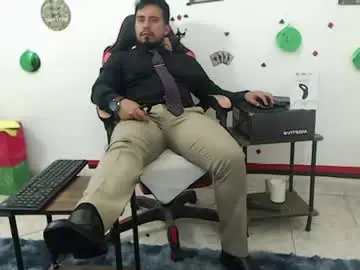 Chaturbate Best Webcam of kalethbigdick88