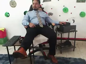 Chaturbate Free Porn Cam of kalethbigdick88