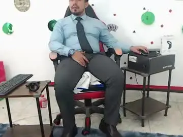 Chaturbate Nude Webcam of kalethbigdick88