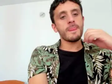 Chaturbate Free Porn Cam of halle_1