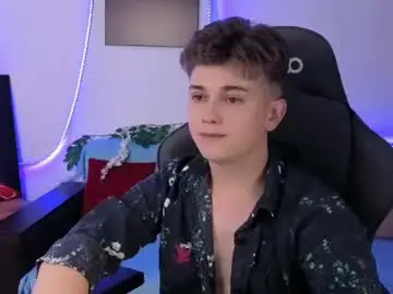 Chaturbate Live Sex Cam of miless_cooper