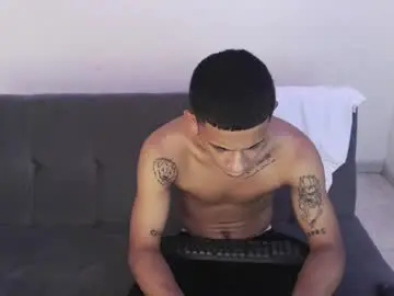 Chaturbate Sex Cam of kings_latins