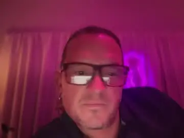 Chaturbate Adult Video Chat of clarkjaymes
