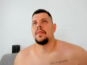 Chaturbate Sex Cam of famousboy1