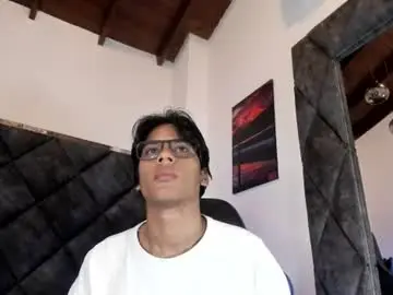 Chaturbate Sex Cam of liamkron
