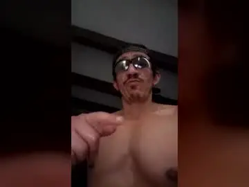 Chaturbate Sex Cam of badhombremx