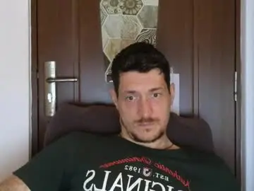 Chaturbate Sex Chat of tattooedhunk_