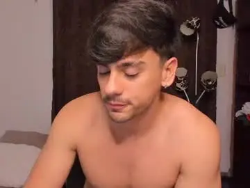 Chaturbate Live Sex Cam of paul_w8