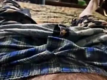 Chaturbate Free Porn Cam of chevyman3219