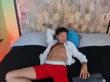Chaturbate Sex Cam of alex_santoss