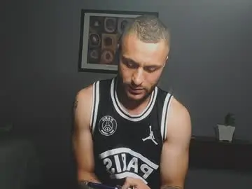 Chaturbate Private Sex Chat of tomdavisxl