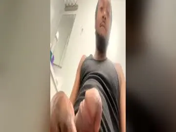 Chaturbate Watch Live Sex Cams of bigblkdick4wife2