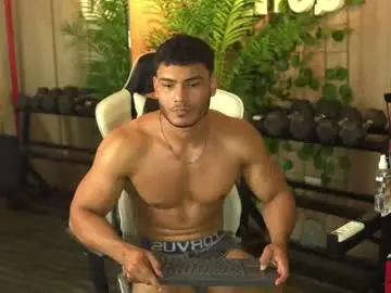 Chaturbate Live Sex Cam of andrewcollen