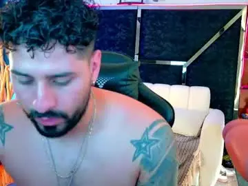 Chaturbate Free Live Porn of ostin_big21