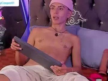 Chaturbate Live Porn of maiky_cooper01