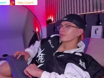 Chaturbate Sex Cam of maiky_cooper01