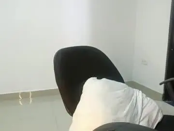 Chaturbate Private Sex Chat of pecsblack888