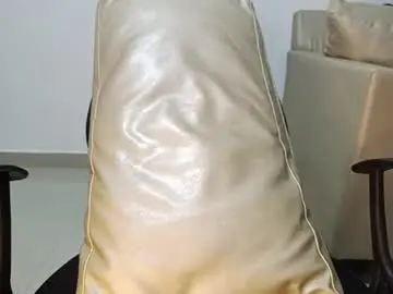 Chaturbate Private Sex Chat of pecsblack888