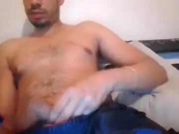 Chaturbate Live Sex Cam of carvelj