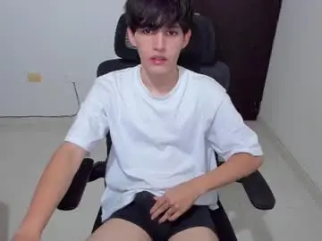 Chaturbate Live Sex Cam of eren_tatakae