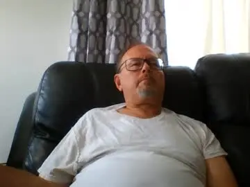 Chaturbate Live Sex of freddieknuck