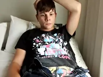 Chaturbate Live Sex Cam of michaeltwinkboy