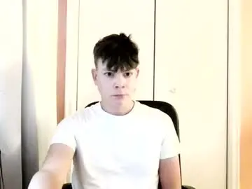 Chaturbate Private Sex Chat of michaeltwinkboy