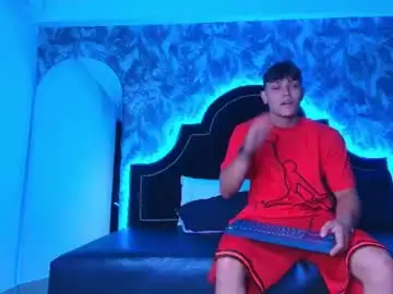 Chaturbate Live Porn of dilanmiller_
