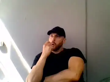 Chaturbate Sex Cam of titan_heart