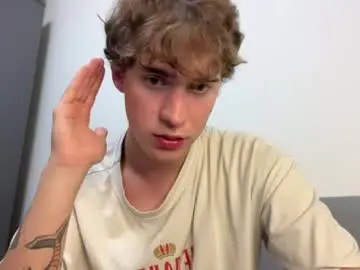 Chaturbate Live Sex of kevin_martin8