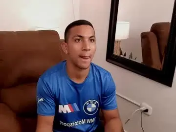 Chaturbate Free Live Porn of chris_arthus