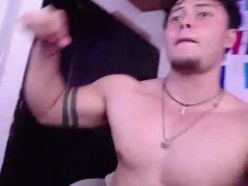 Chaturbate Sex Cam of fucking_bear_