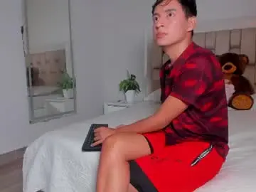 Chaturbate Free Live Porn of nicocute_