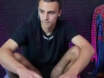 Chaturbate Live Porn of hols_20
