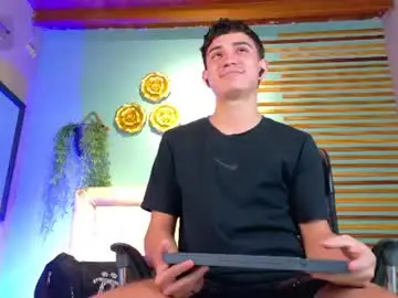 Chaturbate Adult Webcam of alejo_gray1
