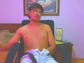 Chaturbate Adult Webcams of simonsaid33