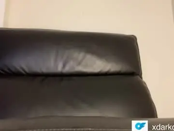 Chaturbate Live Sex of takeawalkonthewildside99