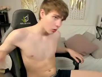 Chaturbate Best live sex cam show of andyjey_