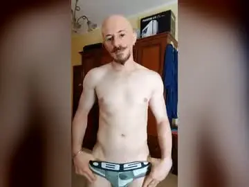 Chaturbate Nude Webcam of mrman0223