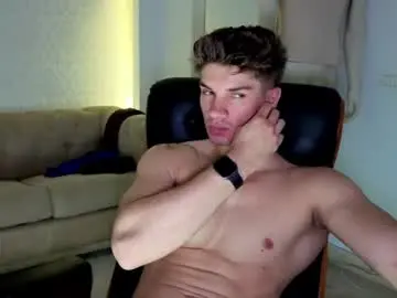 Chaturbate Live Porn of maxkaiden