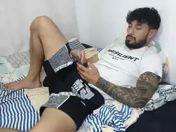 Chaturbate Adult Video Chat of frankdanielsmolano