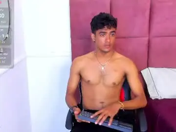 Chaturbate Nude Webcam of alejandro_williams