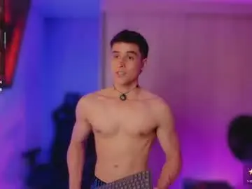 Chaturbate Live Sex Cam of thomklein