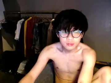 Chaturbate Live Sex Cam of handsome_mannn