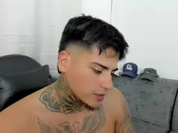 Chaturbate Sex Cam of sweetlatinoboy