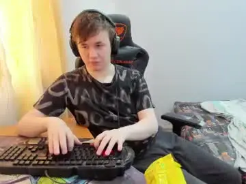 Chaturbate Live Sex Cam of iliaskrislove