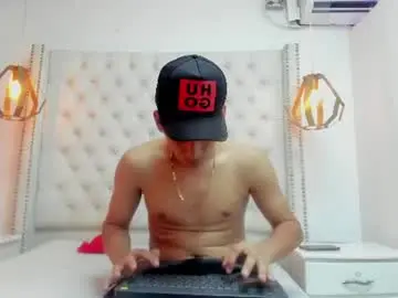 Chaturbate Private Sex Chat of carl_west2