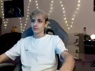 Chaturbate Best live sex cam show of danny_fox888